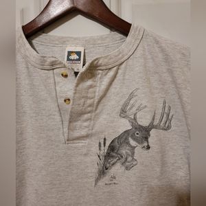 Tshirt with deer, size XL